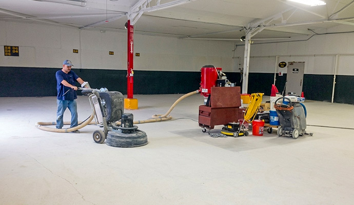 Commercial warehouse floor cleaning