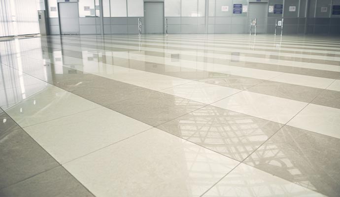 Commercial floor with a shiny and polished surface