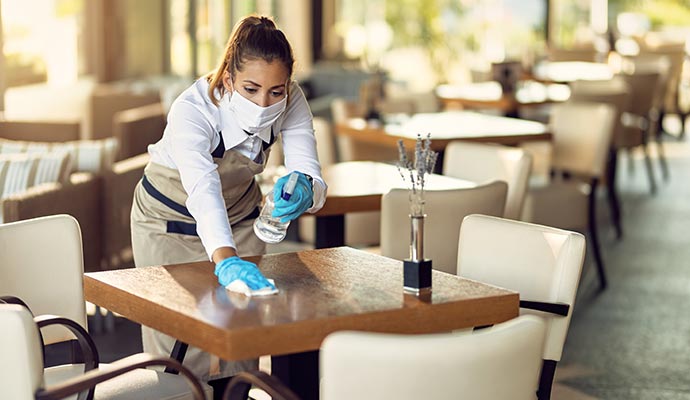 Professional cleaning restaurant table