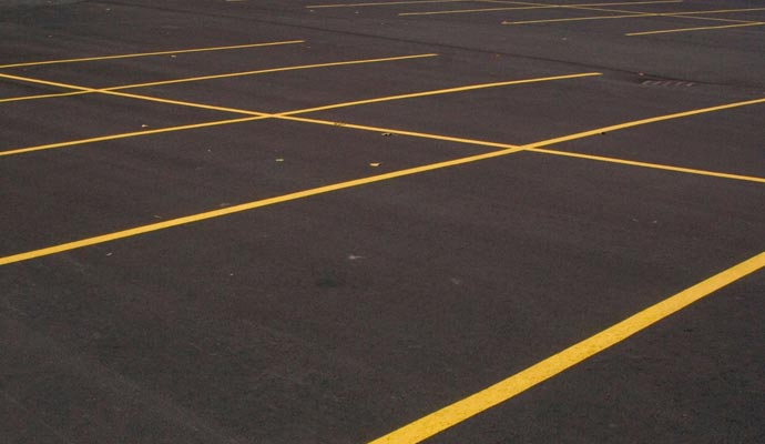 Striped lines in parking lot
