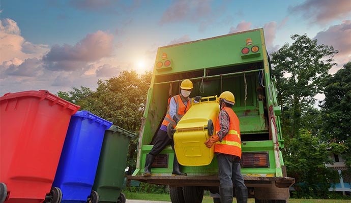 Trash hauling service